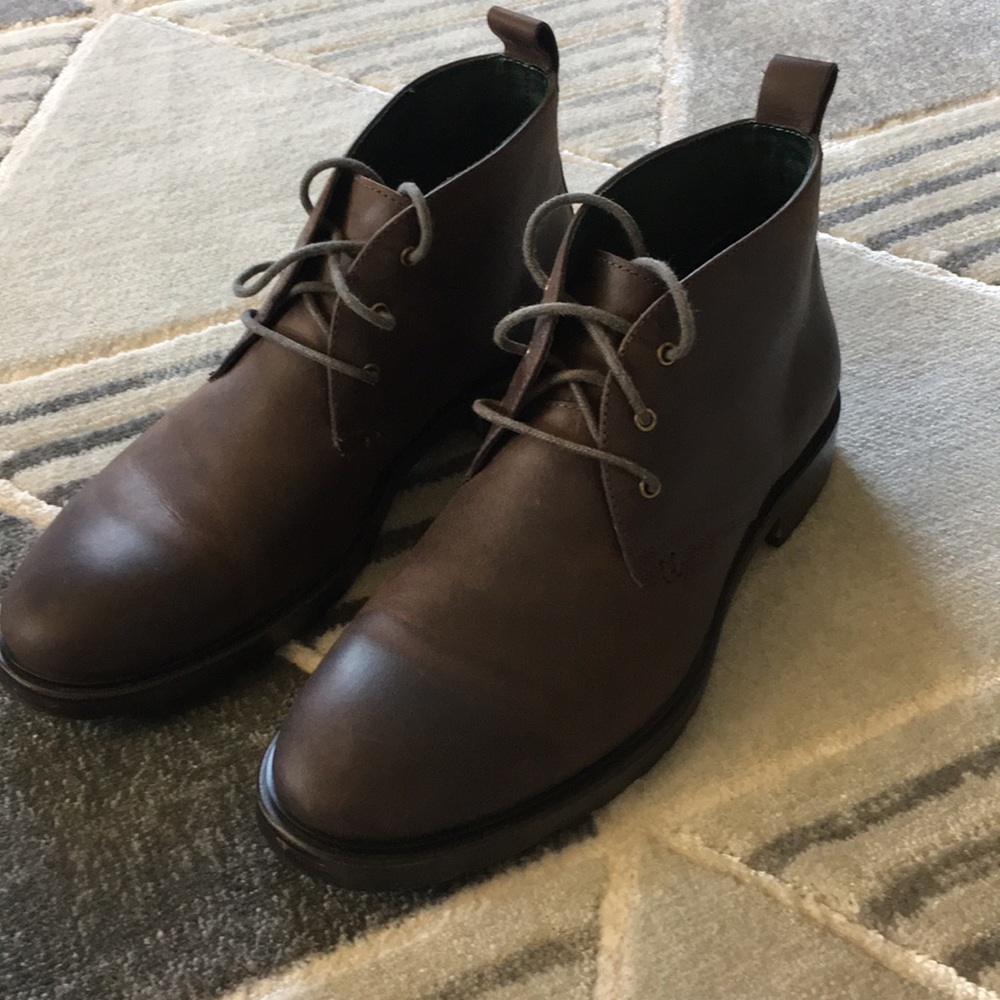 Chukka boots